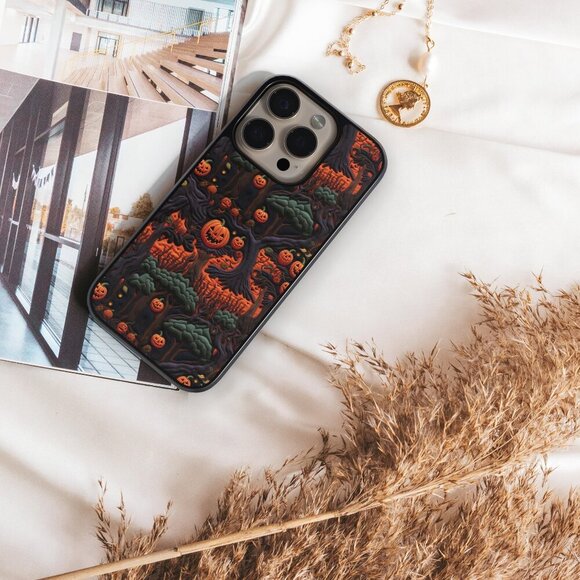 Halloween Phone Cover – iPhone 16, 15 Pro, Galaxy S25, S24, S24 Ultra, Pixel 9 - Picture 2 of 9